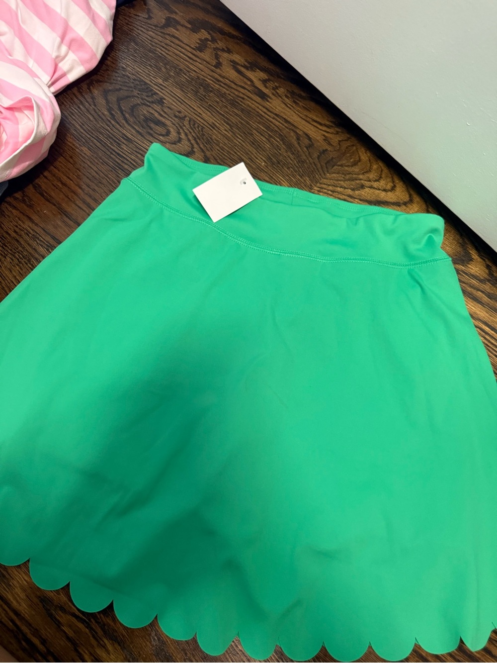 J. Crew Bright Green Scallop-Hem Skater Skirt KIDS SIZE 16 fits women’s size sma